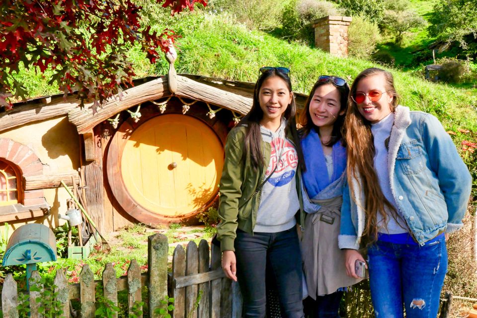 From Auckland: Hobbiton Movie Set Half-Day Trip With Tour - Key Points
