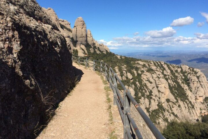 From Barcelona: Montserrat Private Guided Tour and Cable Car - Key Points