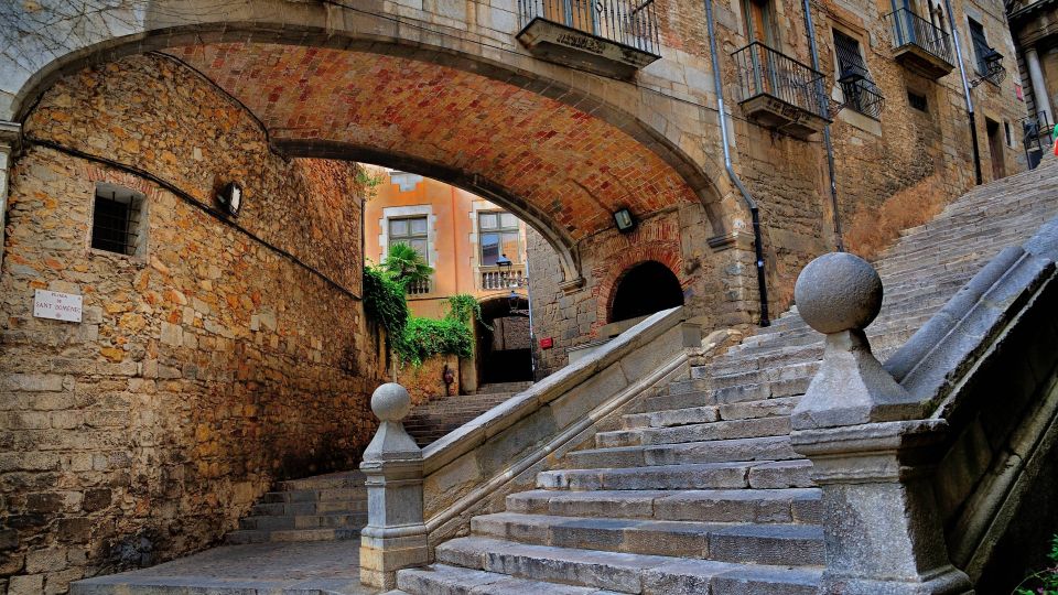 From Barcelona: Private Medieval Girona Half-Day Tour - Key Points