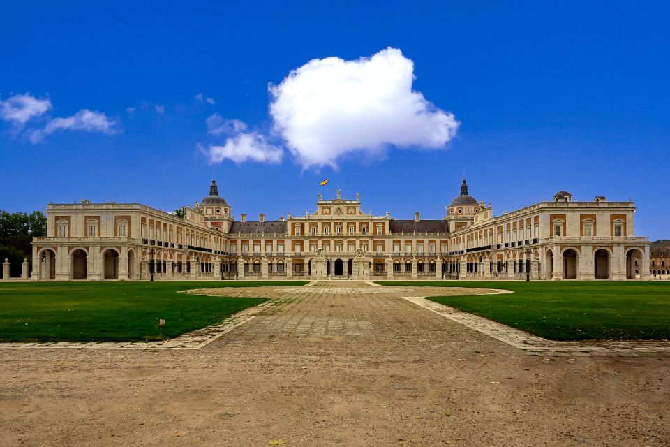 From Madrid: Aranjuez Private Tour With Royal Palace Entry - Key Points