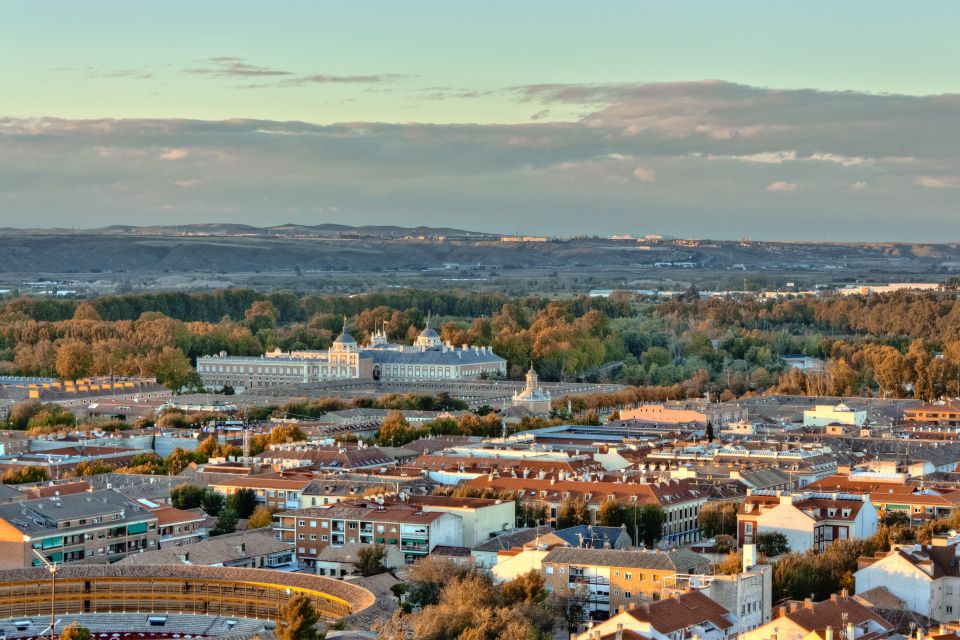 From Madrid: Traditional Villages & Wineries Tour W/ Tasting - Key Points