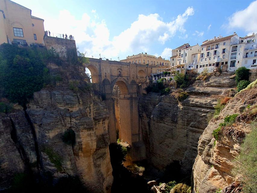 From Malaga: Ronda and Setenil De Las Bodegas Day Trip - Key Points