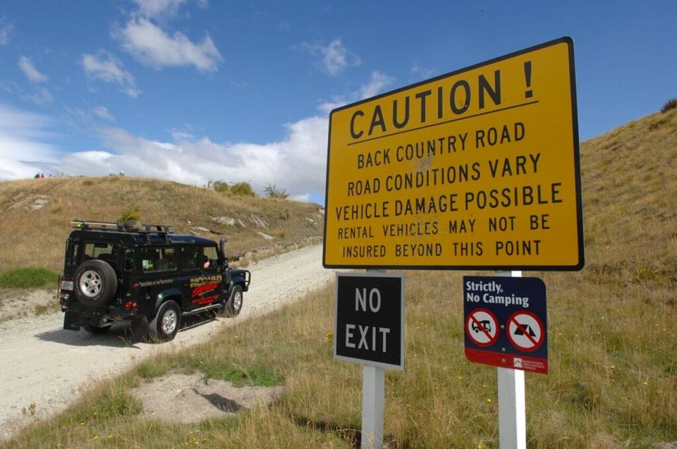 From Queenstown: Skippers Canyon 4-Wheel-Drive Tour - Key Points