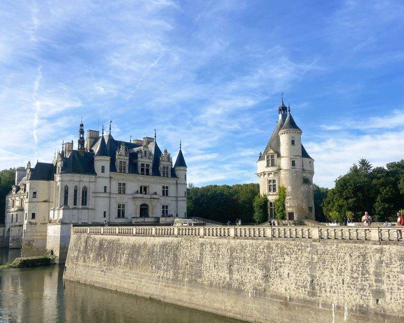 From Tours: Chambord, Chenonceau & Lunch at Family Chateau - Key Points