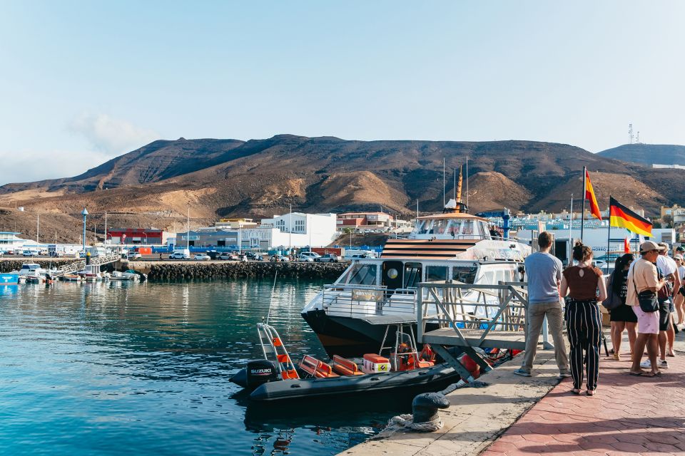 Fuerteventura: Glass Bottom Boat Cruise With Lunch & Drinks - Key Points