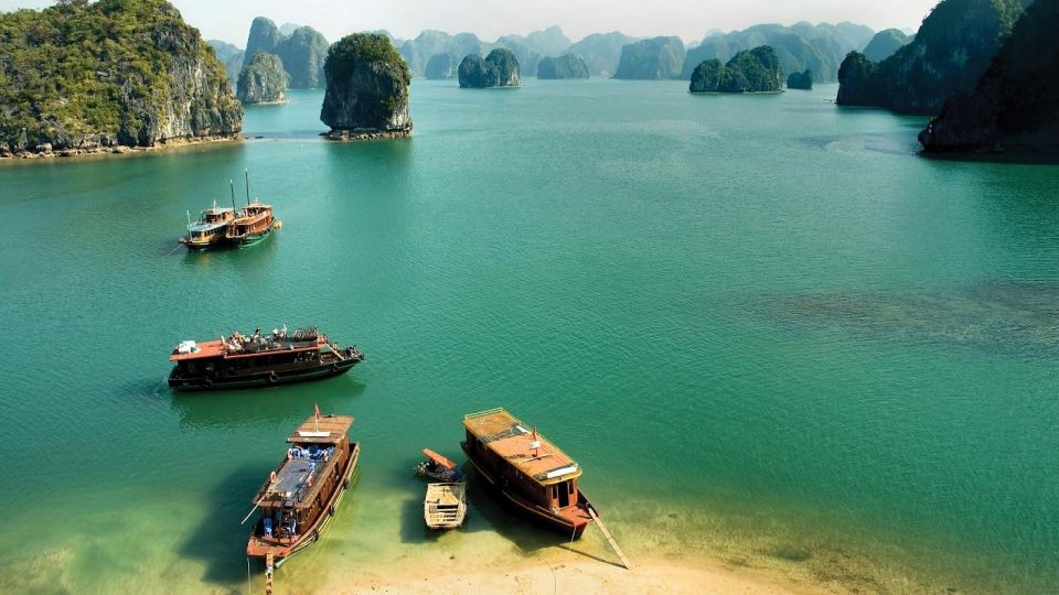Full Day Ha Long Bay Luxury Tour With 6 Hours on Cruise - Key Points
