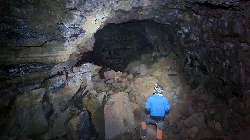 Geological Lava Tunnel Adventure - Arnarker Cave - Key Points