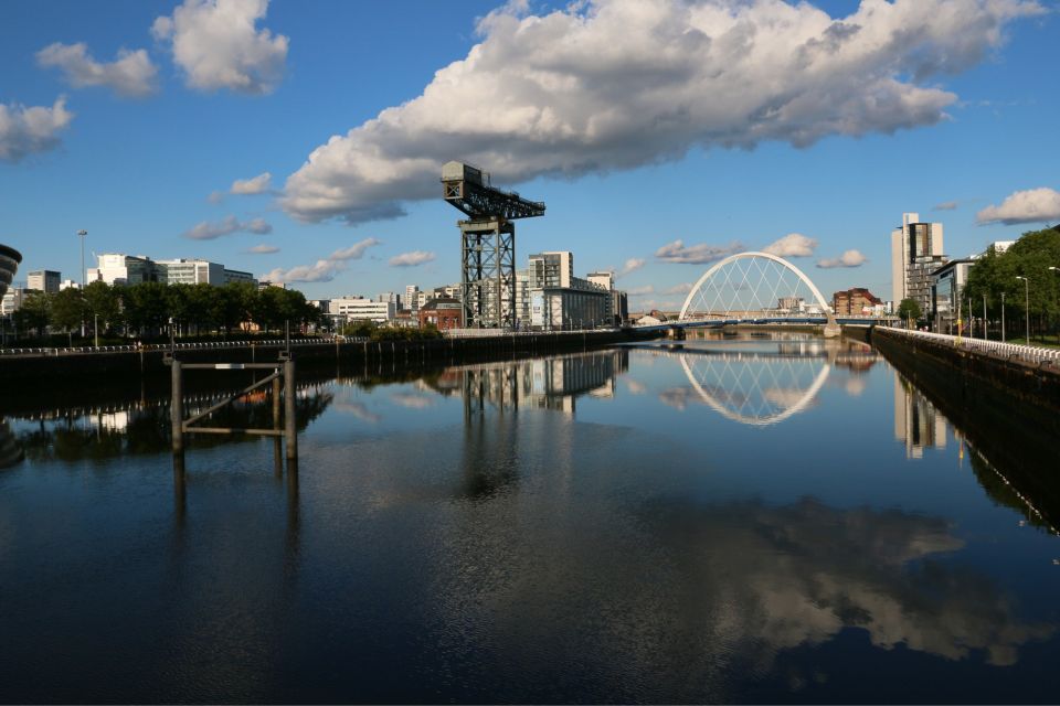 Glasgow: First Discovery Walk and Reading Walking Tour - Key Points