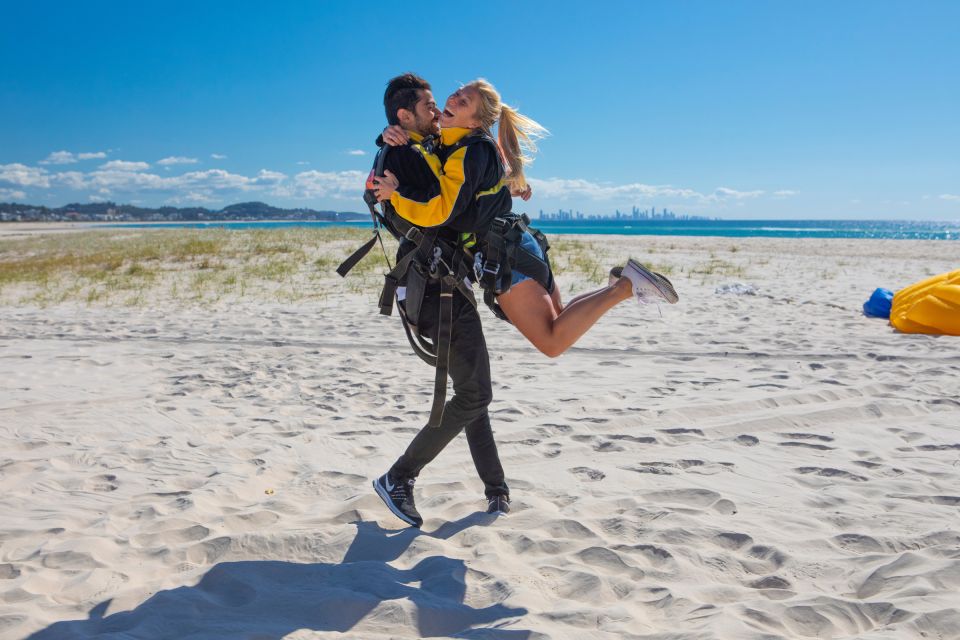 Gold Coast: Tandem Skydiving Experience - Key Points