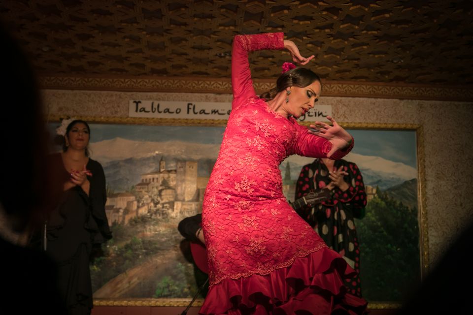 Granada: Flamenco Show at Tablao Flamenco Albayzín - Key Points