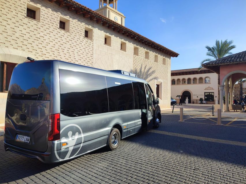 Granada - Jaén Airport Transfers in a VIP Coach - Key Points