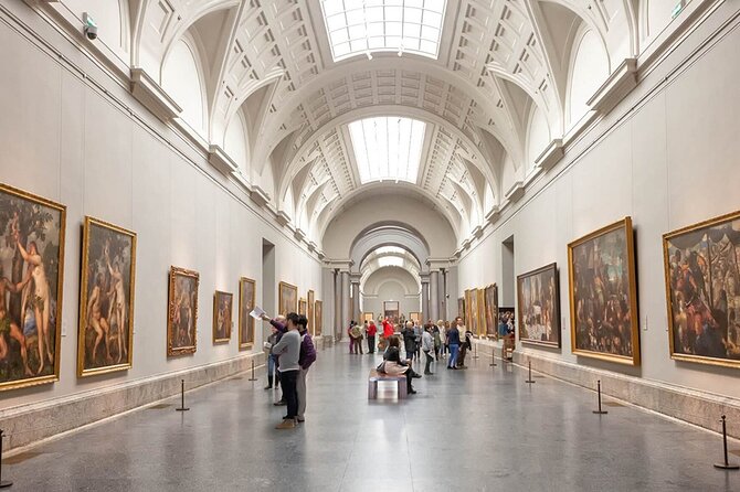 Guided Tour in Prado Museum & Madrid's Iconic Neighborhoods - Key Points