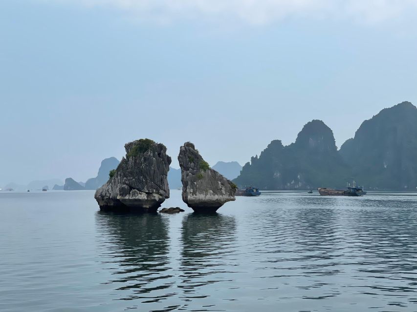 ha long bay cruise day tour cave kayaking and lunch Ha Long Bay Cruise Day Tour - Cave, Kayaking and Lunch
