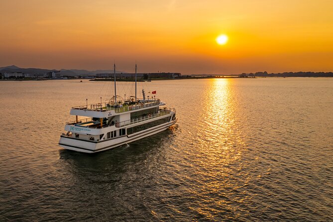 Ha Long Bay Luxury Cruise 1 Day - Key Points