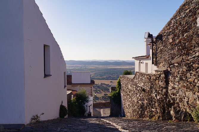 Half Day Guided Monsaraz Village and Castle Tour From Évora - Key Points