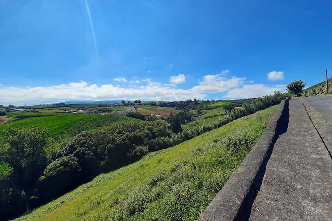 Half Day Hike Waterfalls Moinho Do Felix With Tea Plantation - Key Points