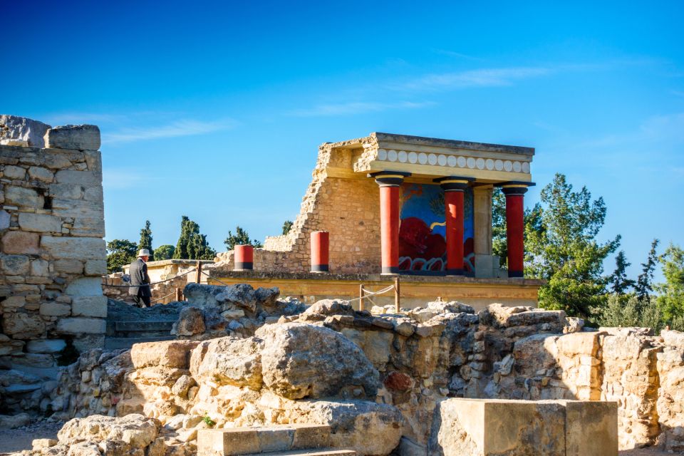 Heraklion: Private Knossos & Wine Tasting Tour With Lunch - Key Points