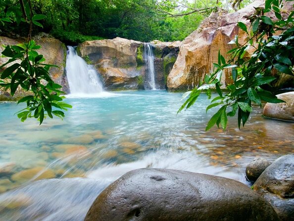 Hiking to the Rincon De La Vieja Volcano National Park Private Tour - Key Points