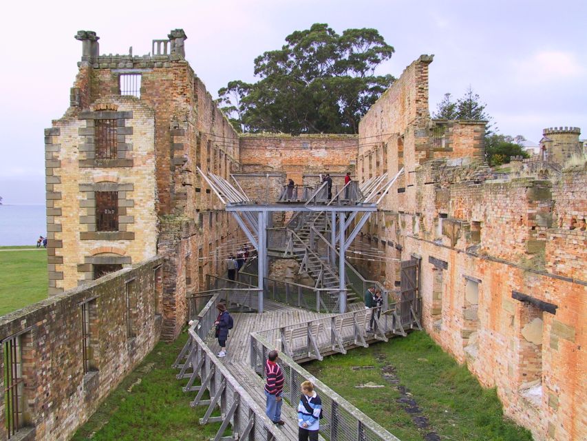 Hobart: Port Arthur & Tasman Park Full-Day Trip With Cruise - Key Points