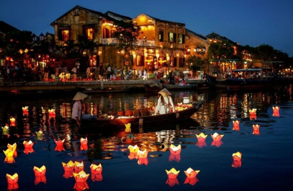 hoi an city street foods boat ride drop flower lantern Hoi An City & Street Foods -Boat Ride - Drop Flower Lantern