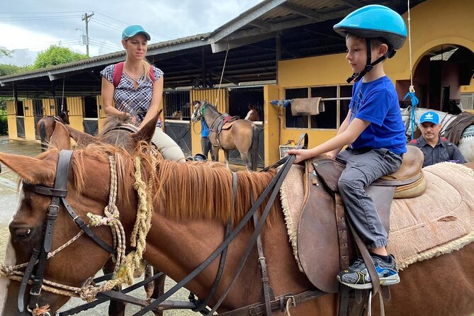 Horseback Riding in the Jungle Near Panama City - Key Points