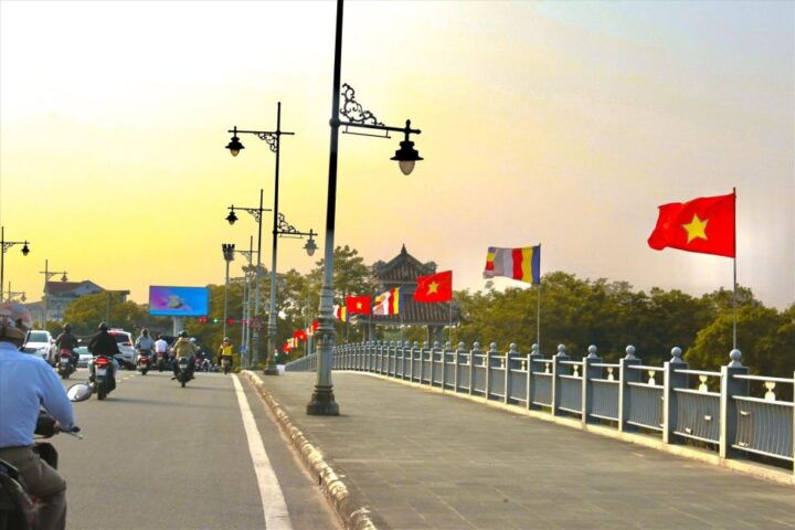 hue night walking and photo tour explore hue by night Hue: Night Walking and Photo Tour - Explore Hue by Night