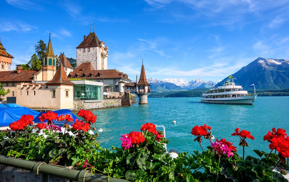 Interlaken: Lake Thun and Lake Brienz Boat Cruises Day Pass - Key Points
