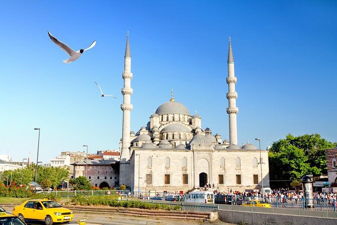 Istanbul: Book A Local Host - Key Points