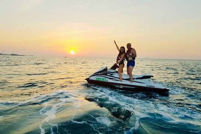 Jet Ski Rental for 15 Minutes in La Mer - Key Points