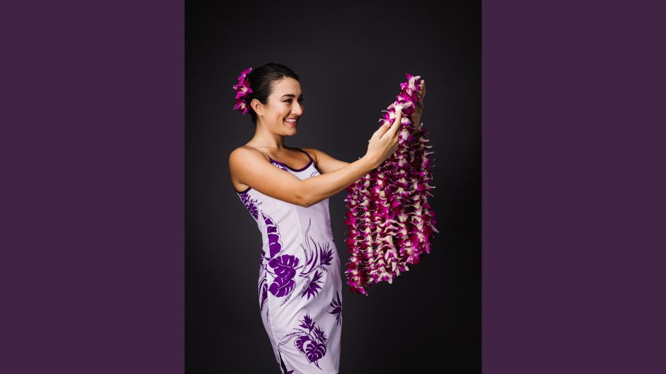 Kahului Airport: Maui Flower Lei Greeting Upon Arrival - Key Points