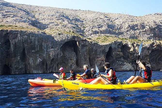 Kayak Excursion in Altea to Cova Dels Coloms Platja Mascarat - Key Points