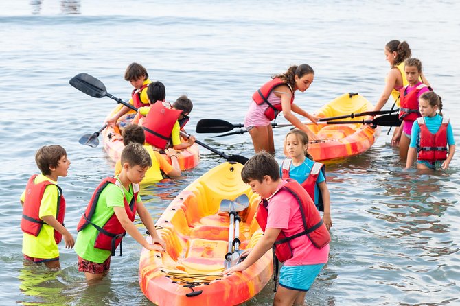 Kayak in Valencia With a Beautiful View - Key Points