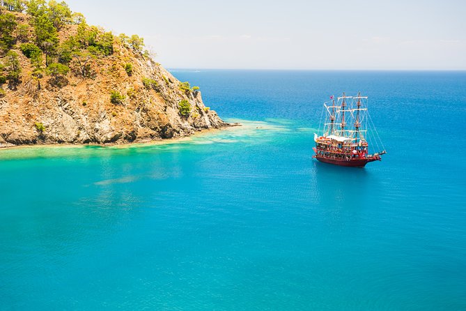 Kemer Bays Mediterranean Boat Tour With Lunch and Transport - Key Points