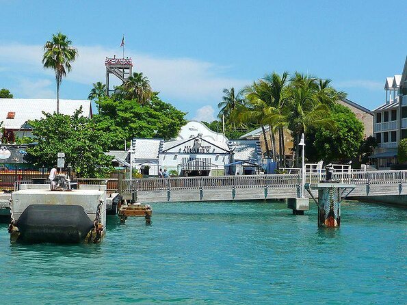 Key West Aquarium Admission Ticket - Key Points