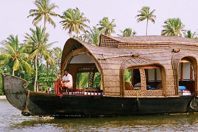 Kochi Private Tour: Overnight Alleppey Backwaters Houseboat Cruise - Key Points