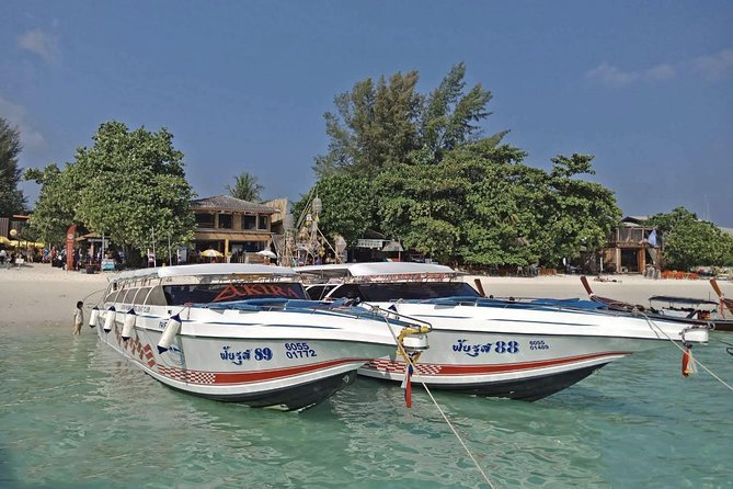 koh ngai to koh mook by satun pakbara speed boat Koh Ngai to Koh Mook by Satun Pakbara Speed Boat