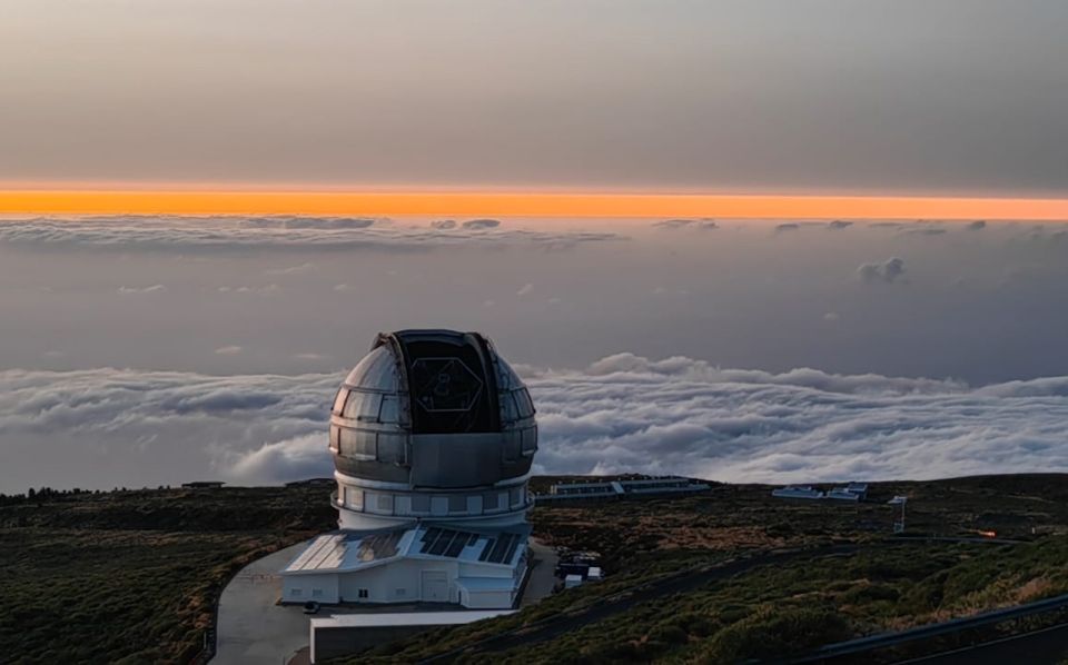 La Palma: Stargazing Tour With Wine and Hotel Transfer - Key Points