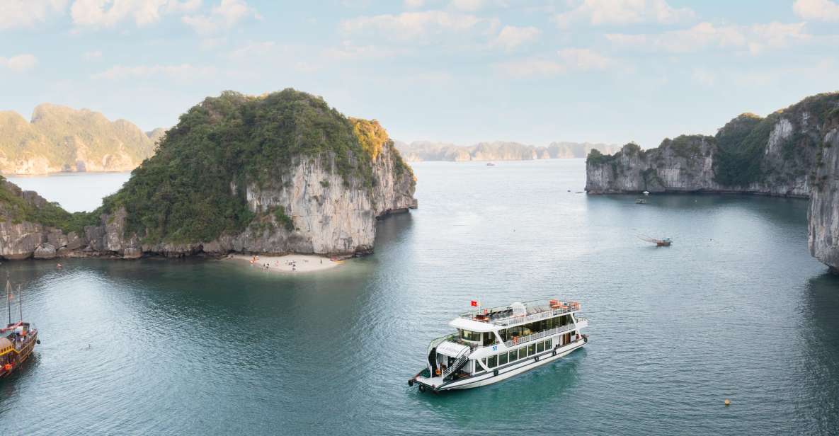 La Regina Cruise 5 Star Service - Day Trip in Halong Bay - Key Points
