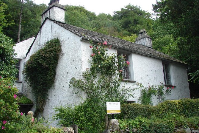 Lake District: William Wordsworth Private Tour for up to Four  - Windermere - Key Points