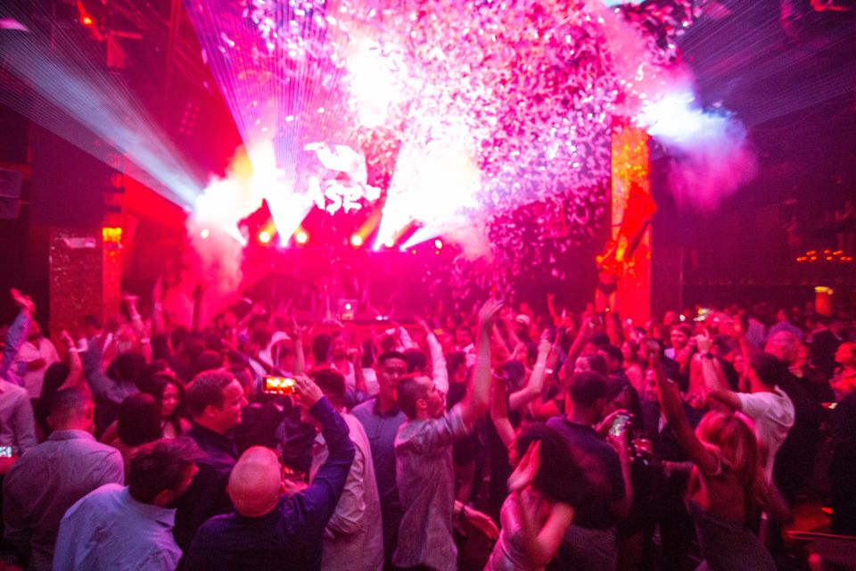 Las Vegas: VIP Nightlife Tour to Bar, Nightclub & Strip Club - Key Points