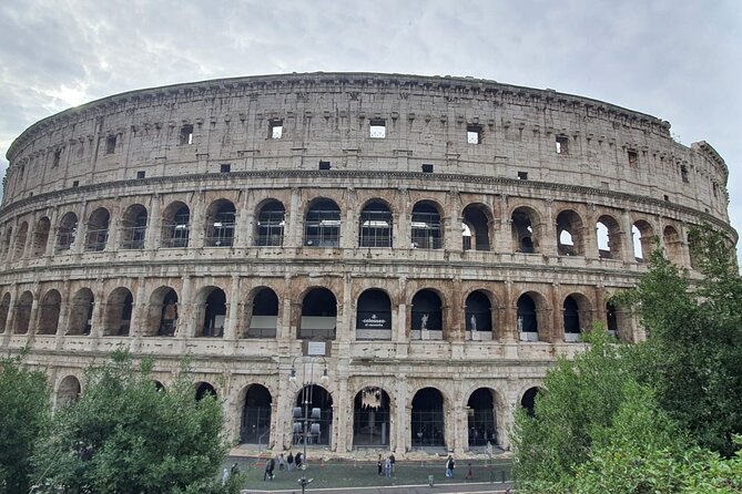 Last Minute Ticket Colosseum ENTRANCE Palatine Hill and Forum