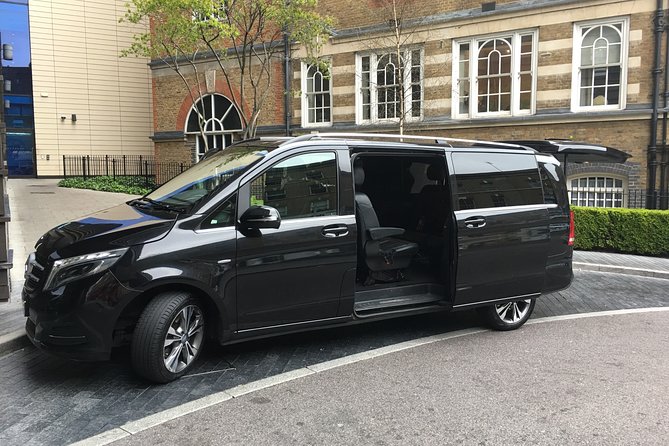 London Stansted Airport Private Transfers To/From London (Postcode E1 to E14) - Key Points