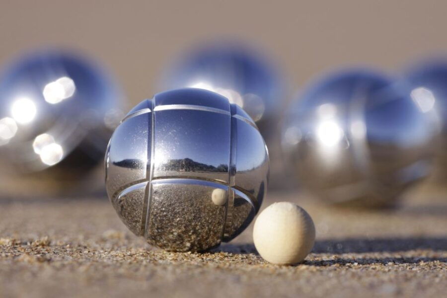 Lourmarin: Pétanque Lesson