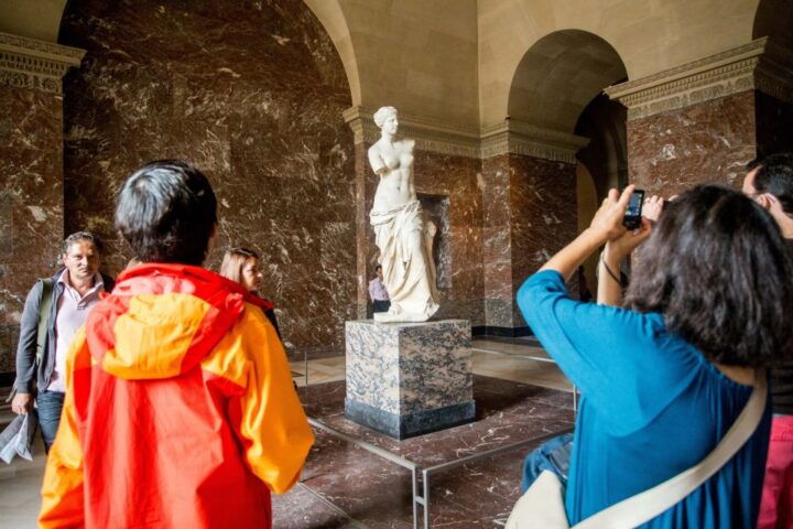 Louvre Museum: Skip-the-Line Guided Tour - Key Points