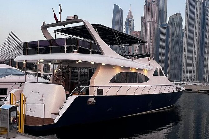 Luxury Marina Yacht With Dinner - Key Points