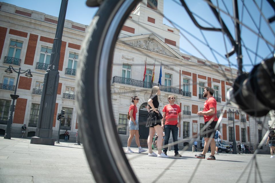 Madrid: 3-Hour Highlights Bike Tour (with E-bike Option) - Key Points