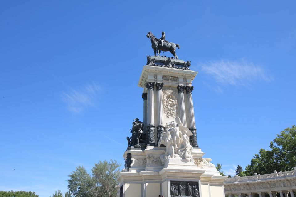 Madrid: El Retiro Park Self-Guided Audio Tour - Key Points