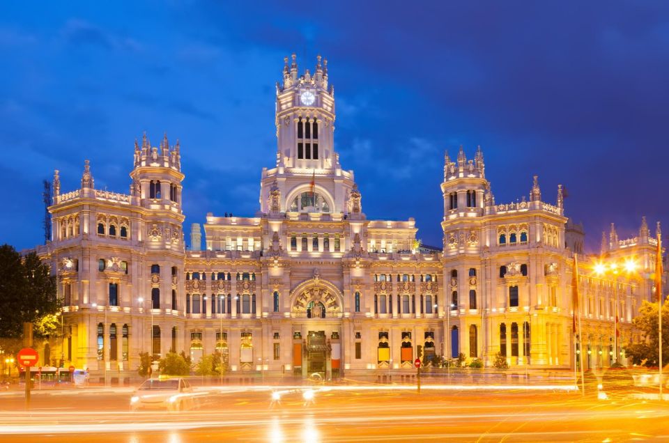 Madrid: Express Walk With a Local in 90 Minutes - Key Points