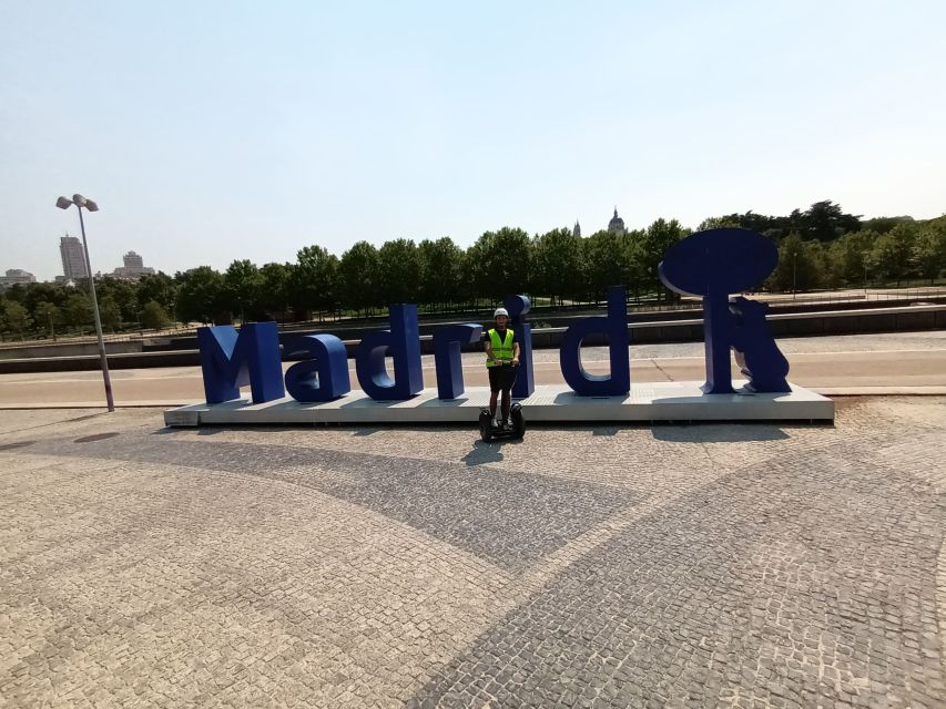 madrid palaces and statues segway tour in retiro park Madrid: Palaces and Statues Segway Tour in Retiro Park