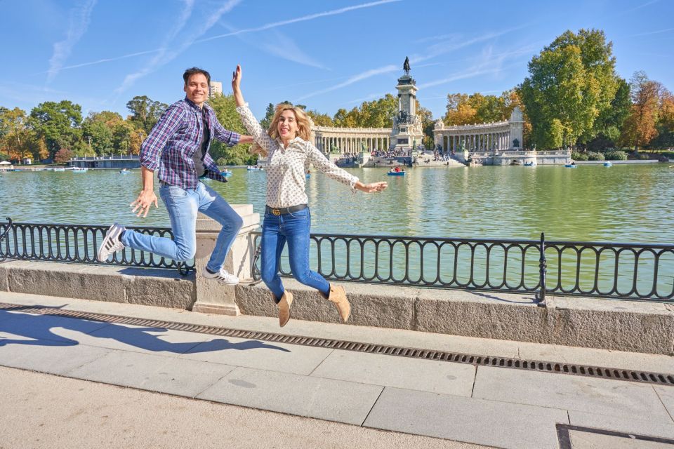 Madrid: Private Photoshoot at the Retiro Park - Key Points